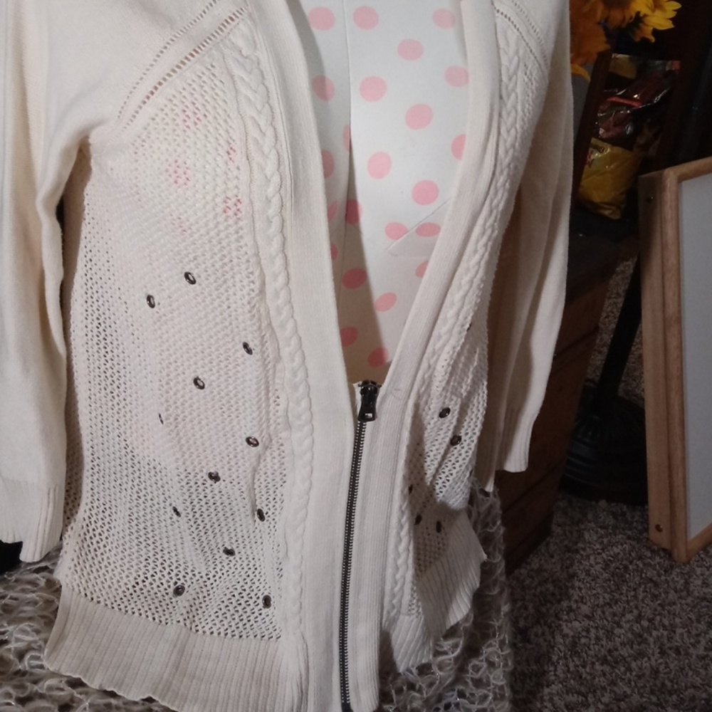 AEO Cardigan!! - Picture 2 of 6